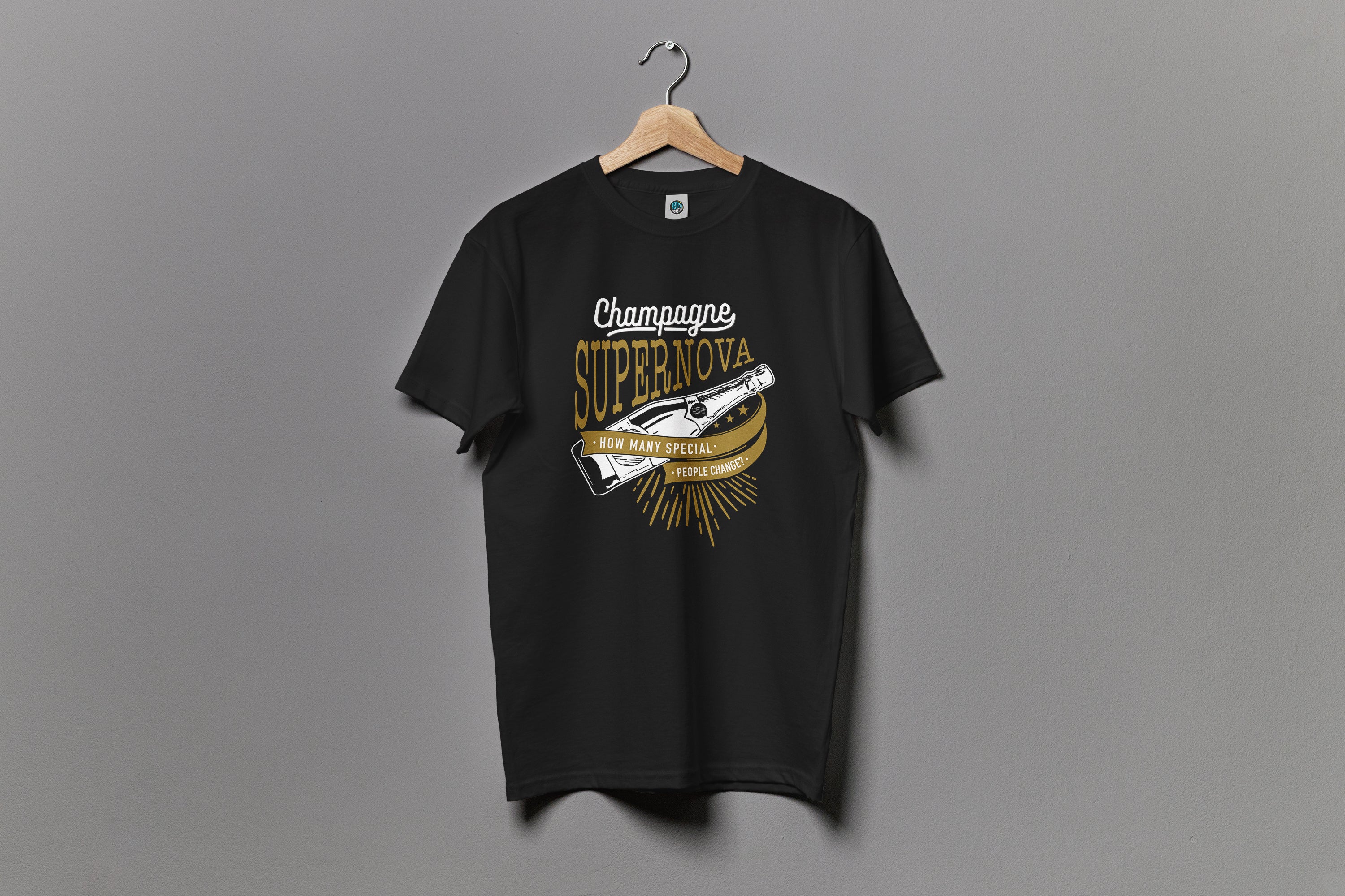 Champagne supernova t shops shirt